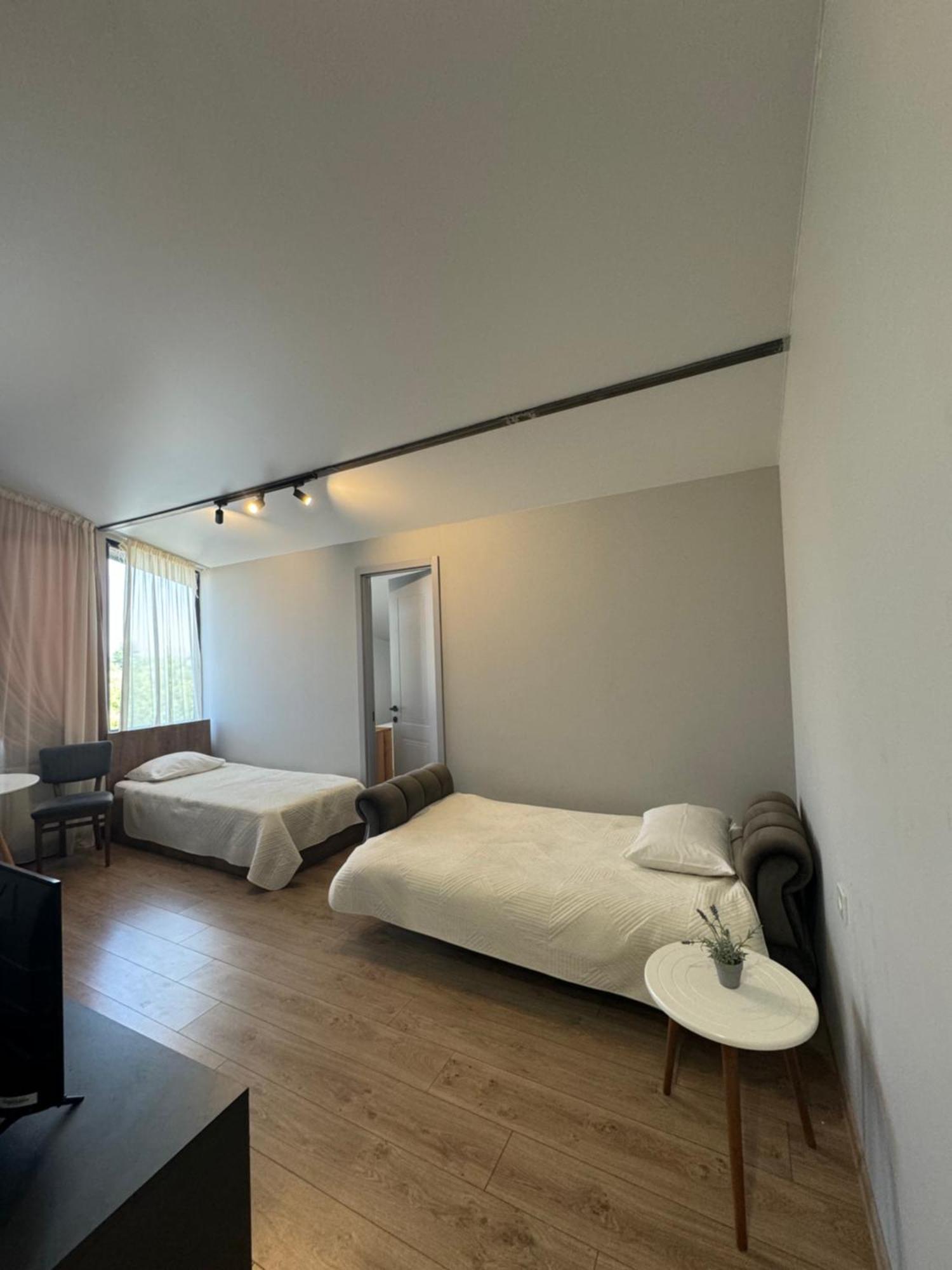 Guest House Elene Gori Esterno foto