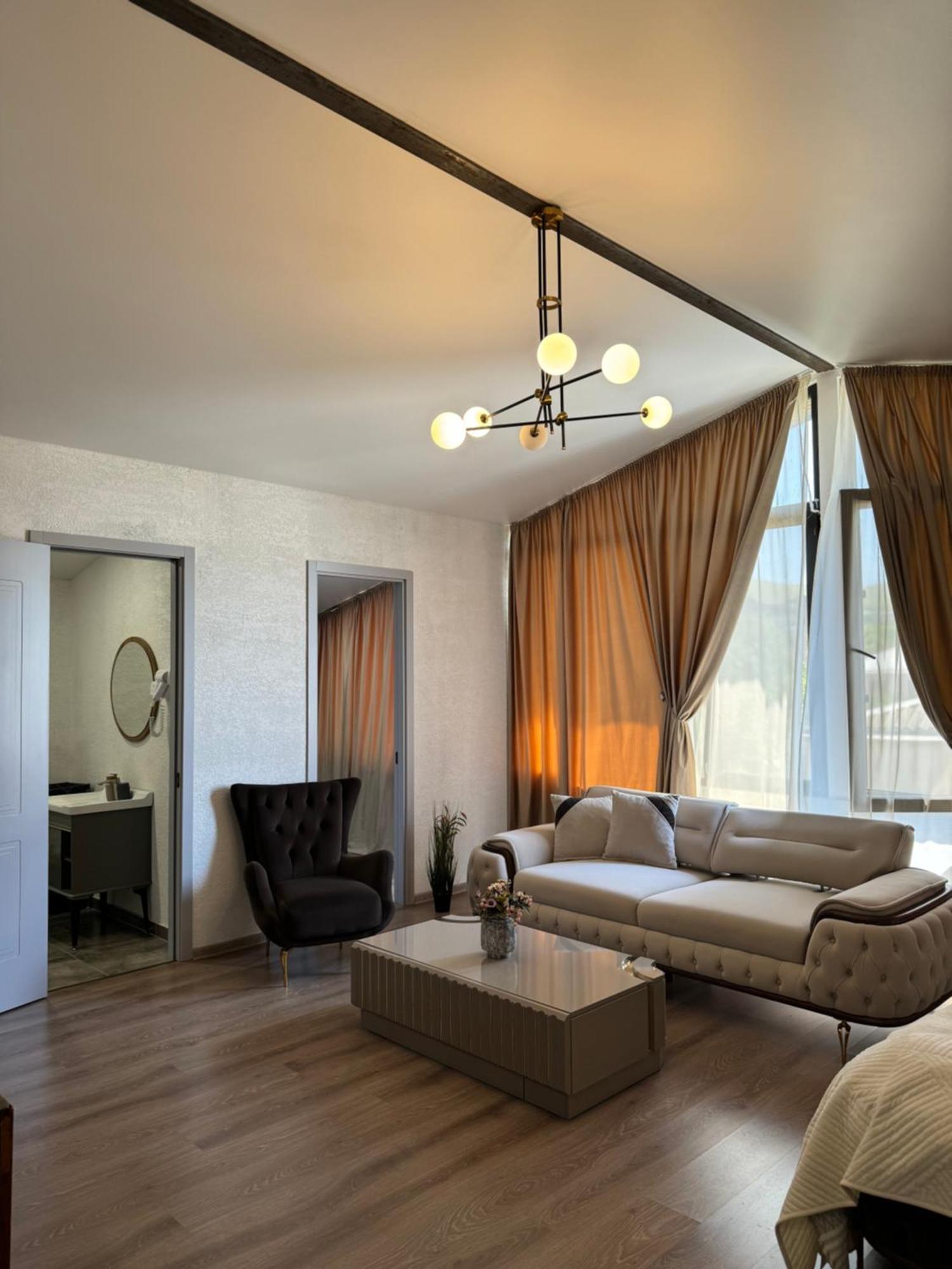 Guest House Elene Gori Esterno foto