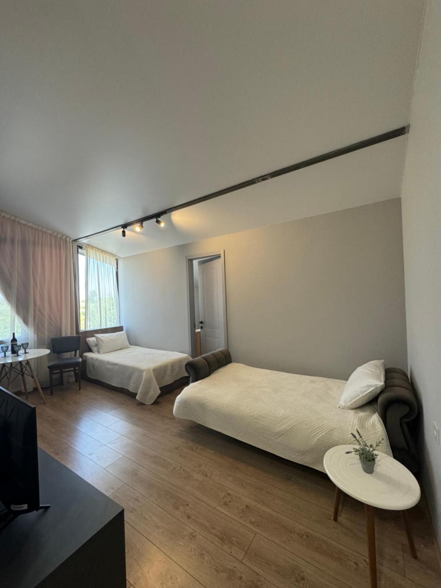 Guest House Elene Gori Esterno foto