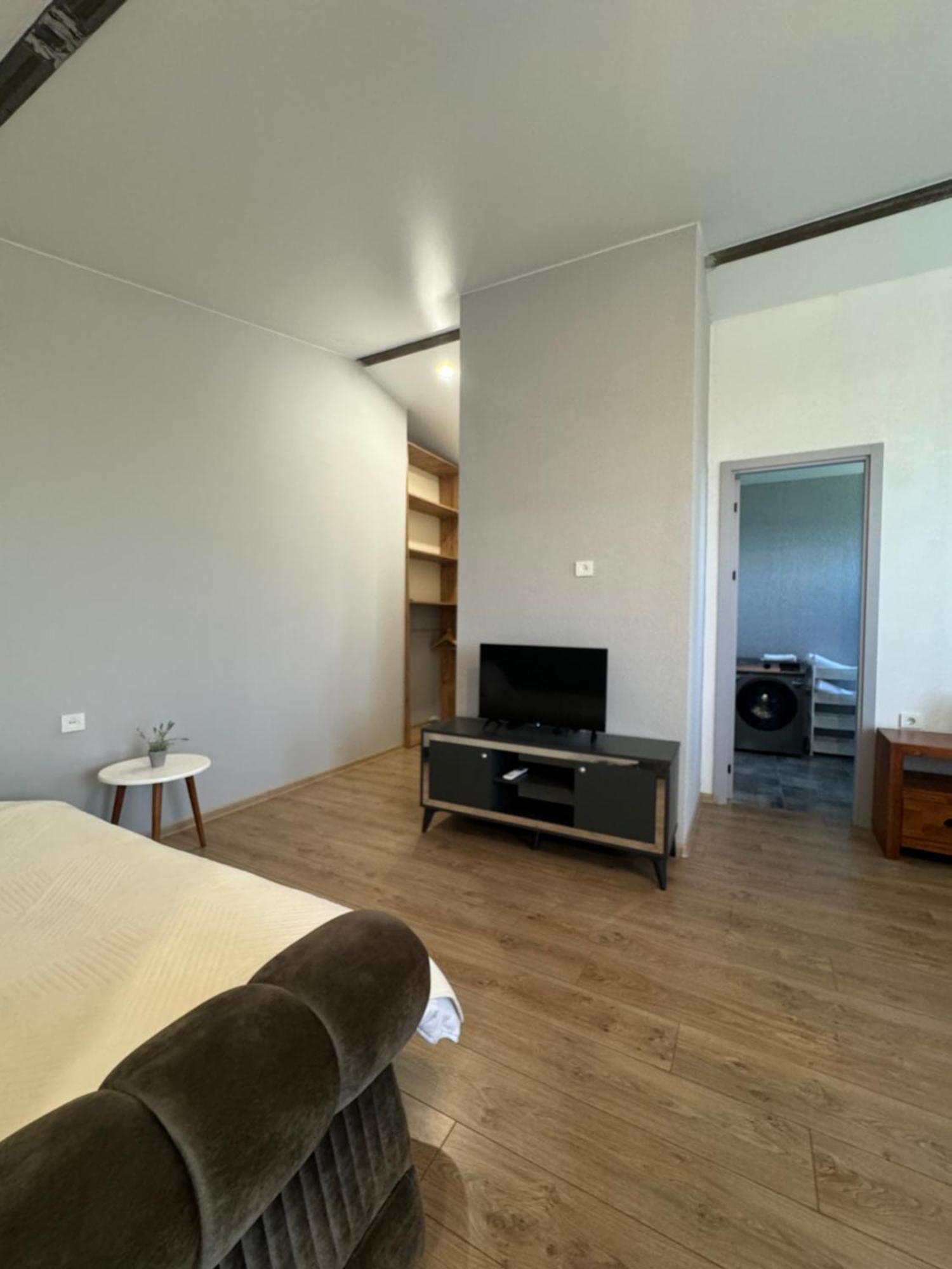 Guest House Elene Gori Esterno foto