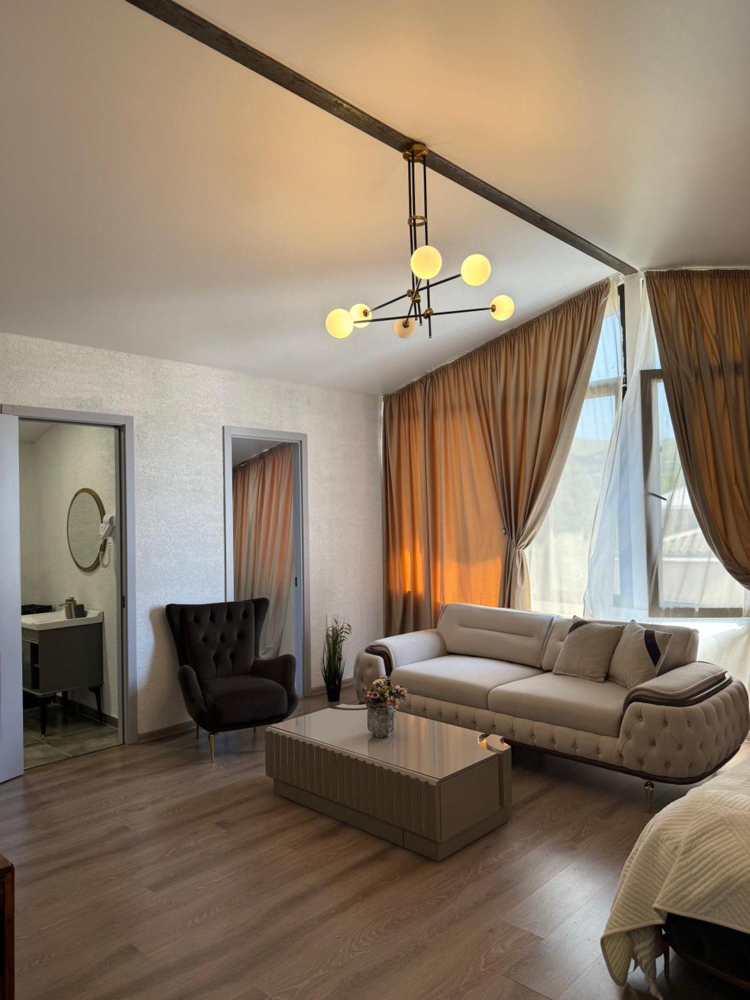 Guest House Elene Gori Esterno foto
