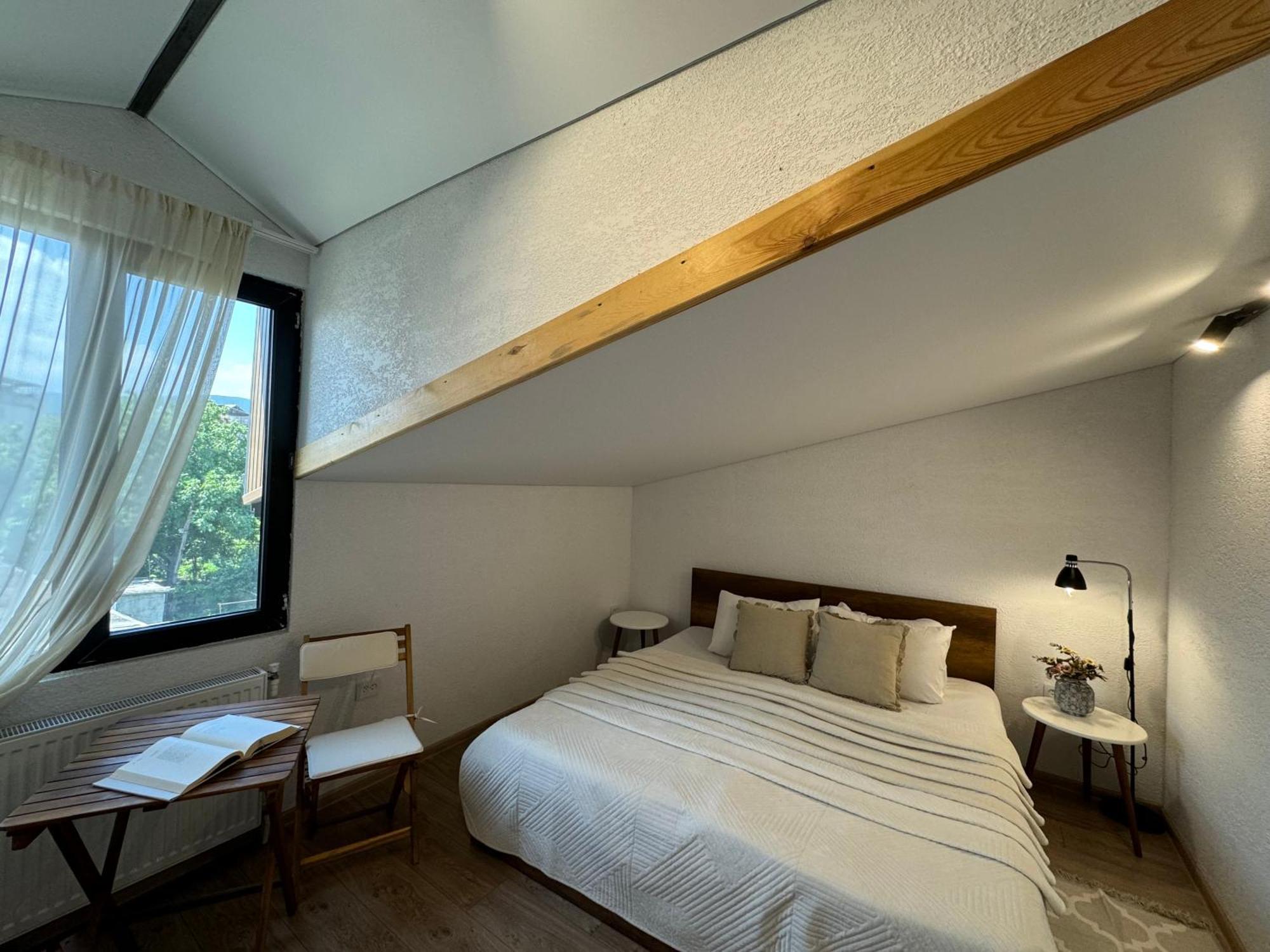Guest House Elene Gori Esterno foto