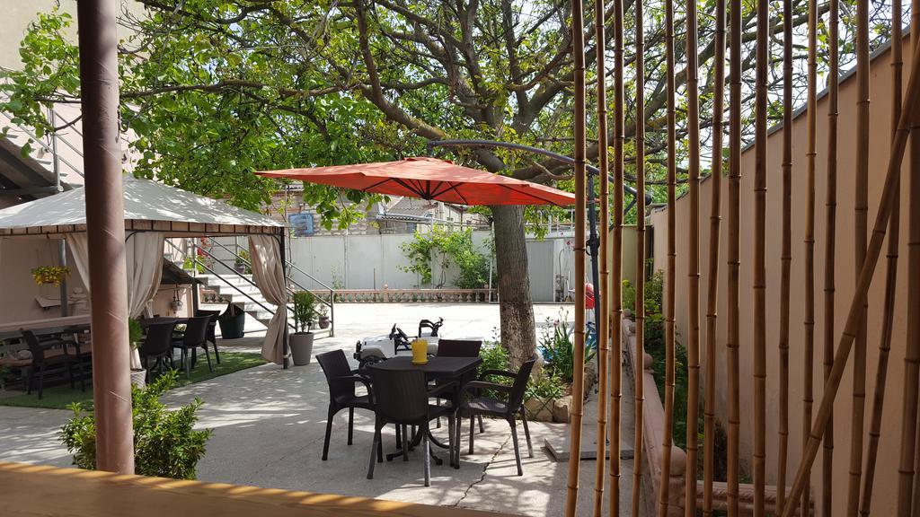 Guest House Elene Gori Esterno foto