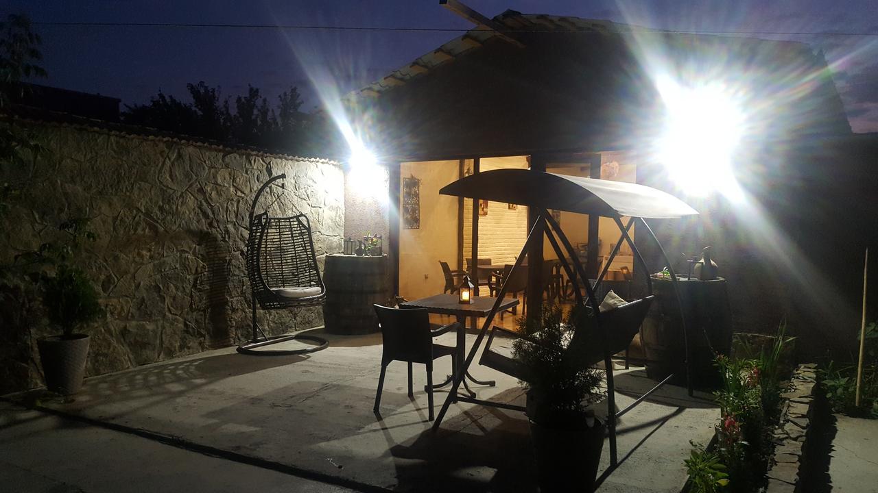 Guest House Elene Gori Esterno foto