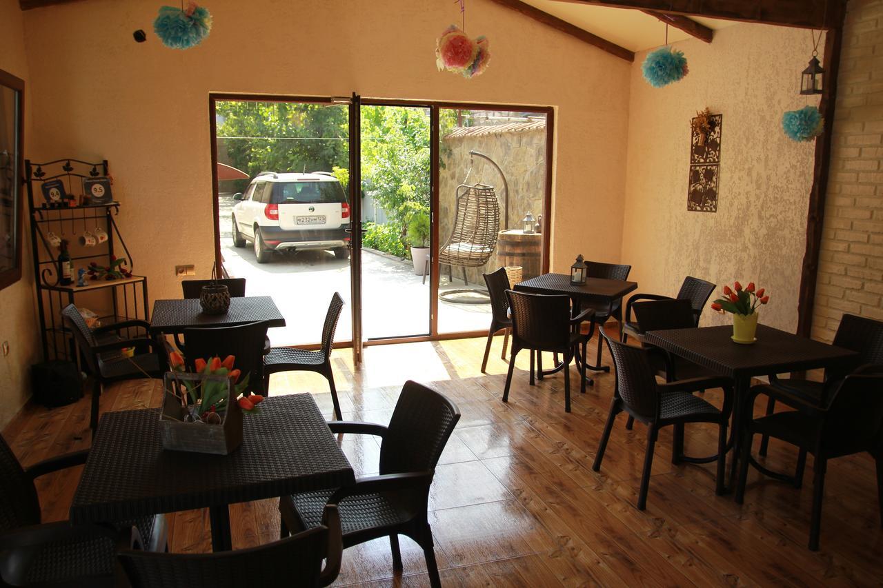 Guest House Elene Gori Esterno foto